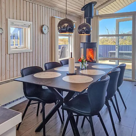 Preciosa Casa De 4 En Hirtshals