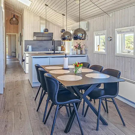 4 Bedroom Gorgeous In * Hirtshals