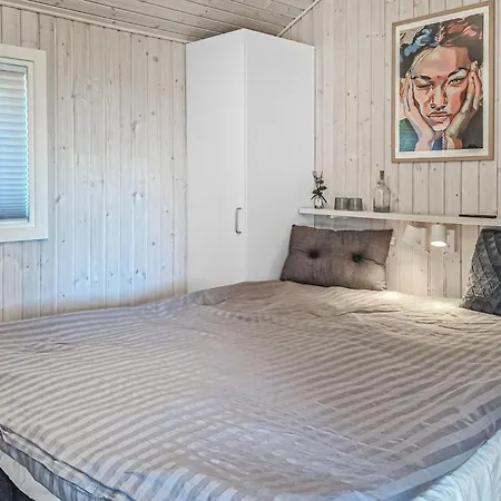 4 Bedroom Gorgeous In Hirtshals